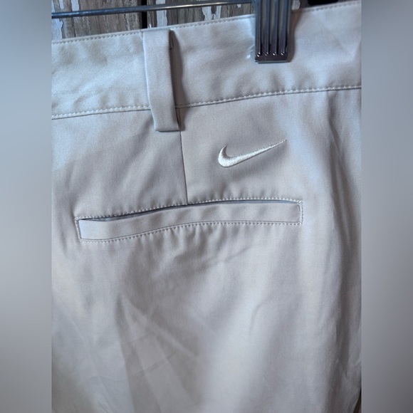 Nike Golf Dri Fit Men’s Size 40 Shorts Light Tan Inseam 10” - Picture 6 of 9